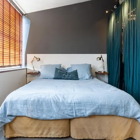 Portus Apartment